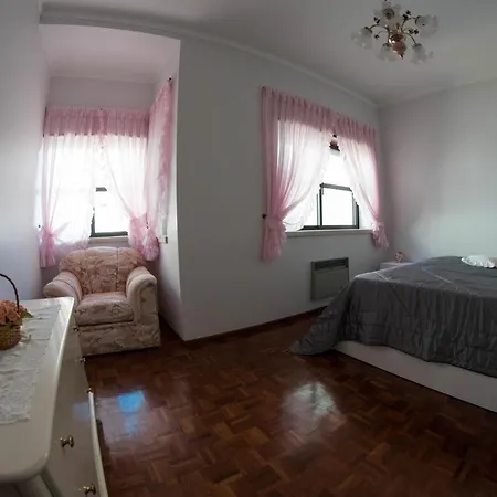 Casa Da Praia De Santa Cruz * Torres Vedras